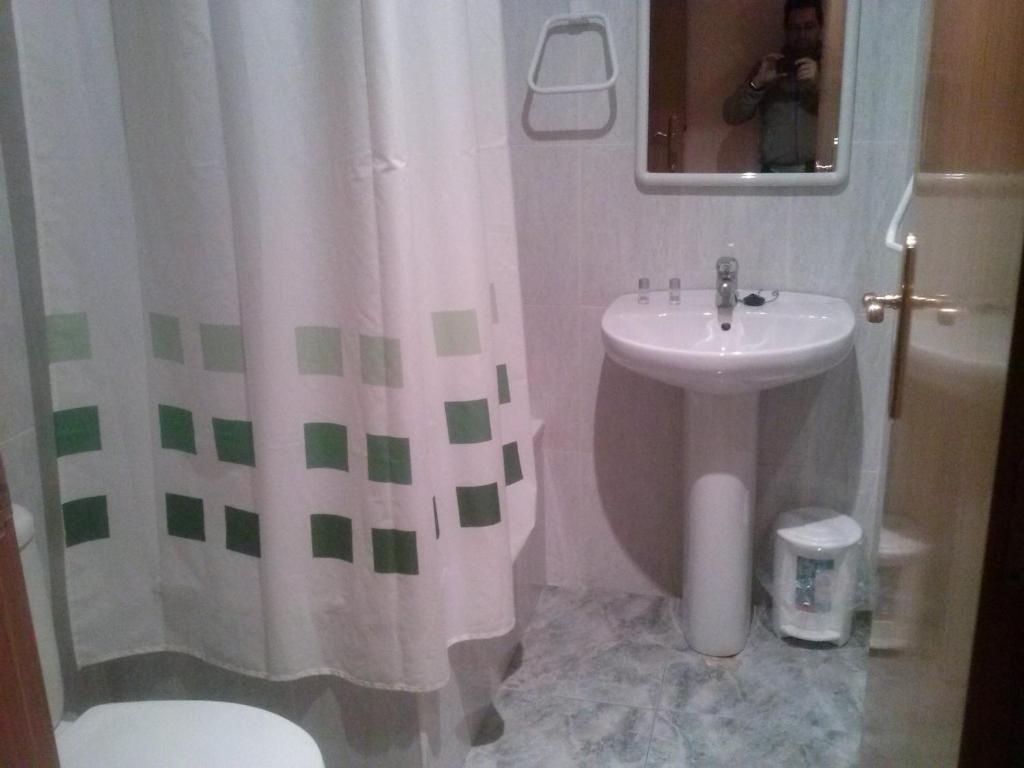 Hostal Restaurante Casa Paco Alfajarín Kamer foto